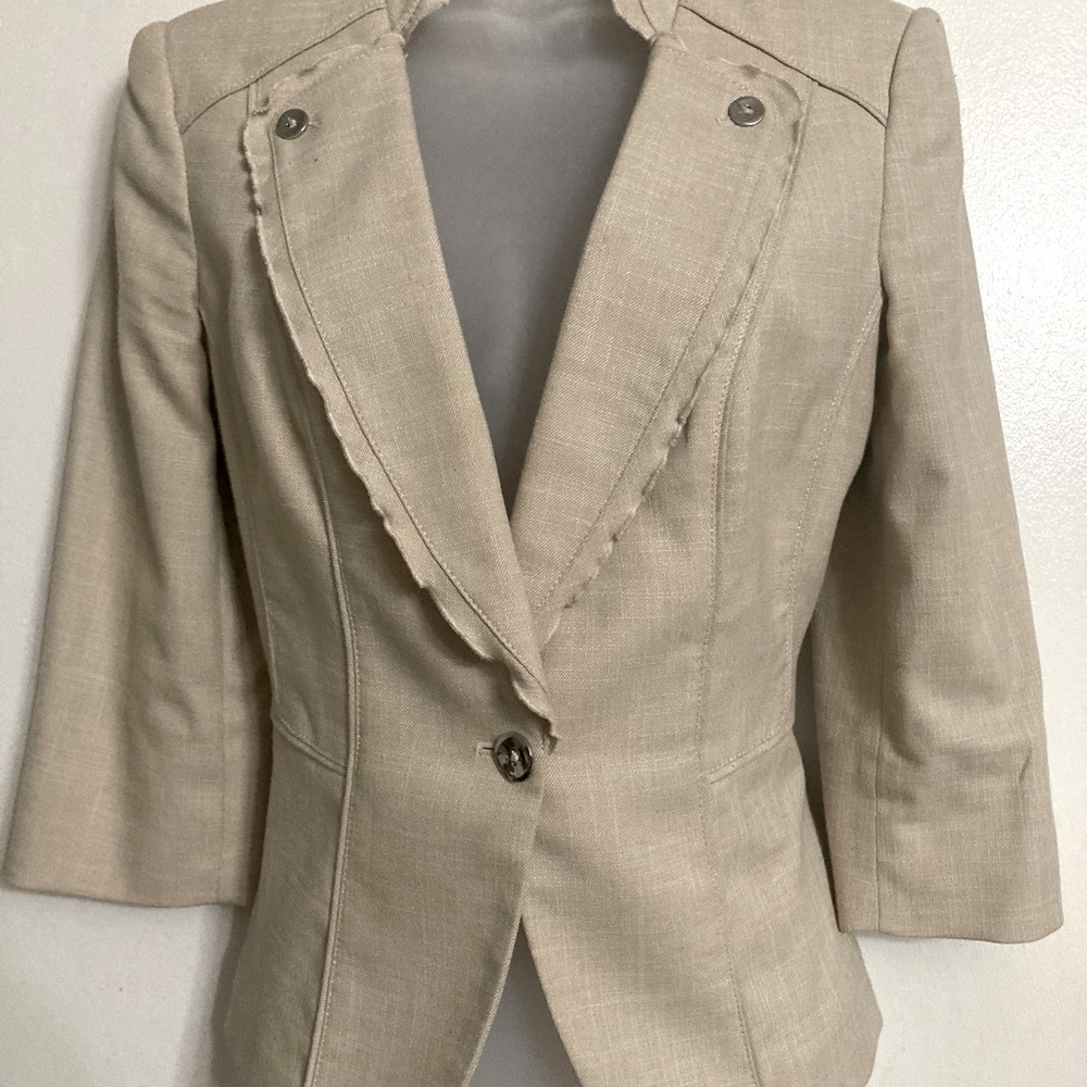 White House Black Blazer